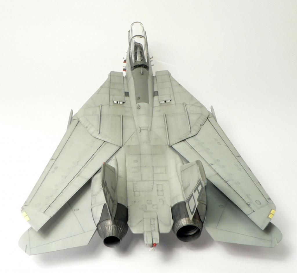 24-10c-031b.jpg