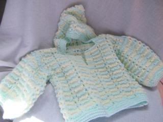 http://i653.photobucket.com/albums/uu257/clarelouise_2009/capuche.jpg