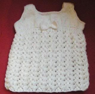 http://i653.photobucket.com/albums/uu257/clarelouise_2009/robebebe1.jpg