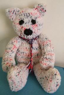 http://i653.photobucket.com/albums/uu257/clarelouise_2009/teddy1.jpg