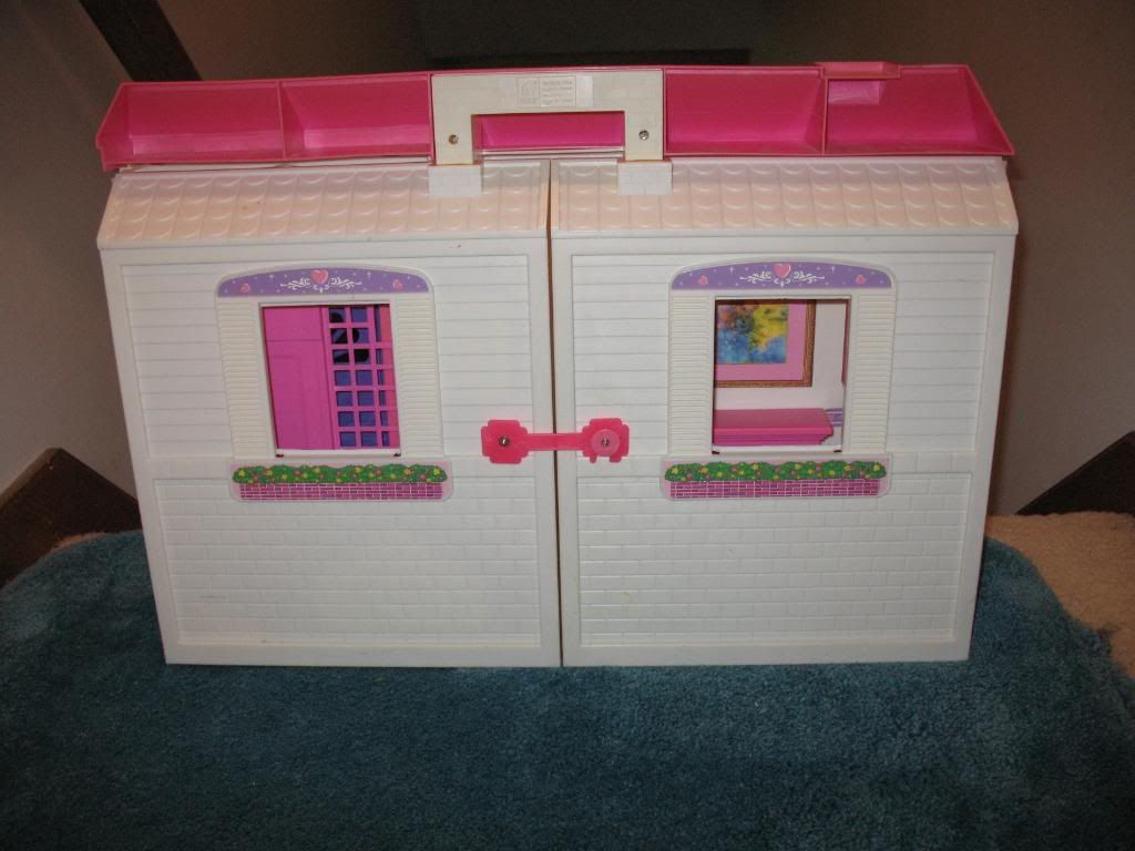 barbie house fold and go