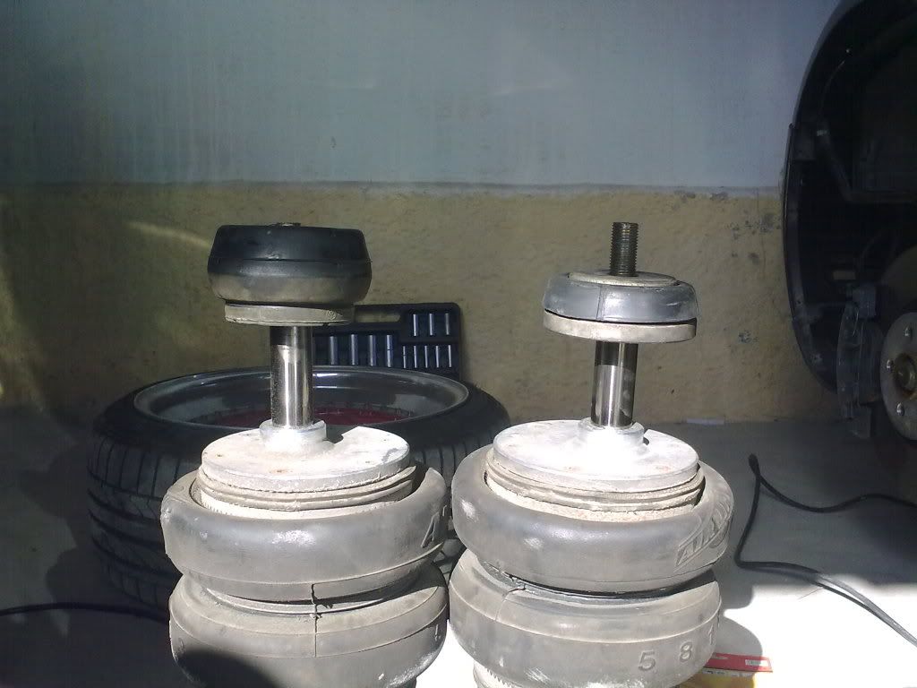 VWVortex.com - HELP: AirLift Bag Model/Part