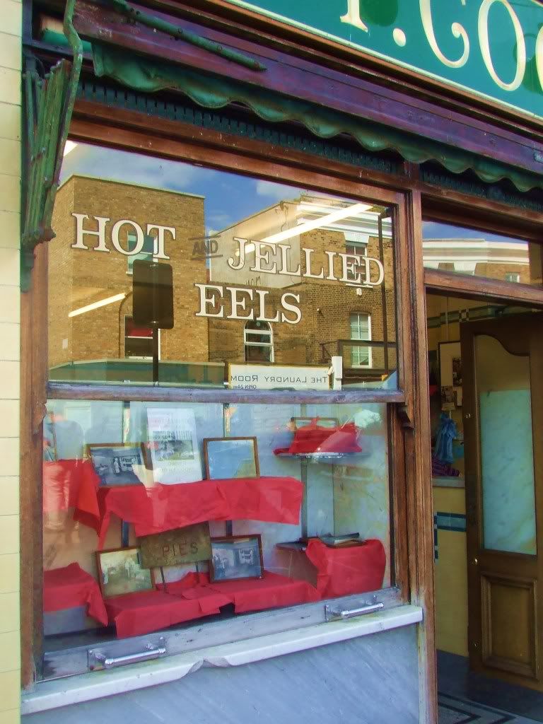 get your jellied eels Pictures, Images and Photos