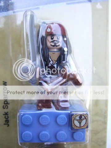 Lego Pirates of the Caribbean magnet set (Jack sparrow, Barbossa 